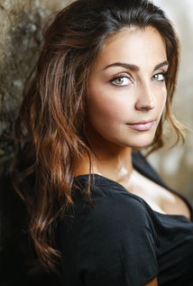Nikki Runeckles